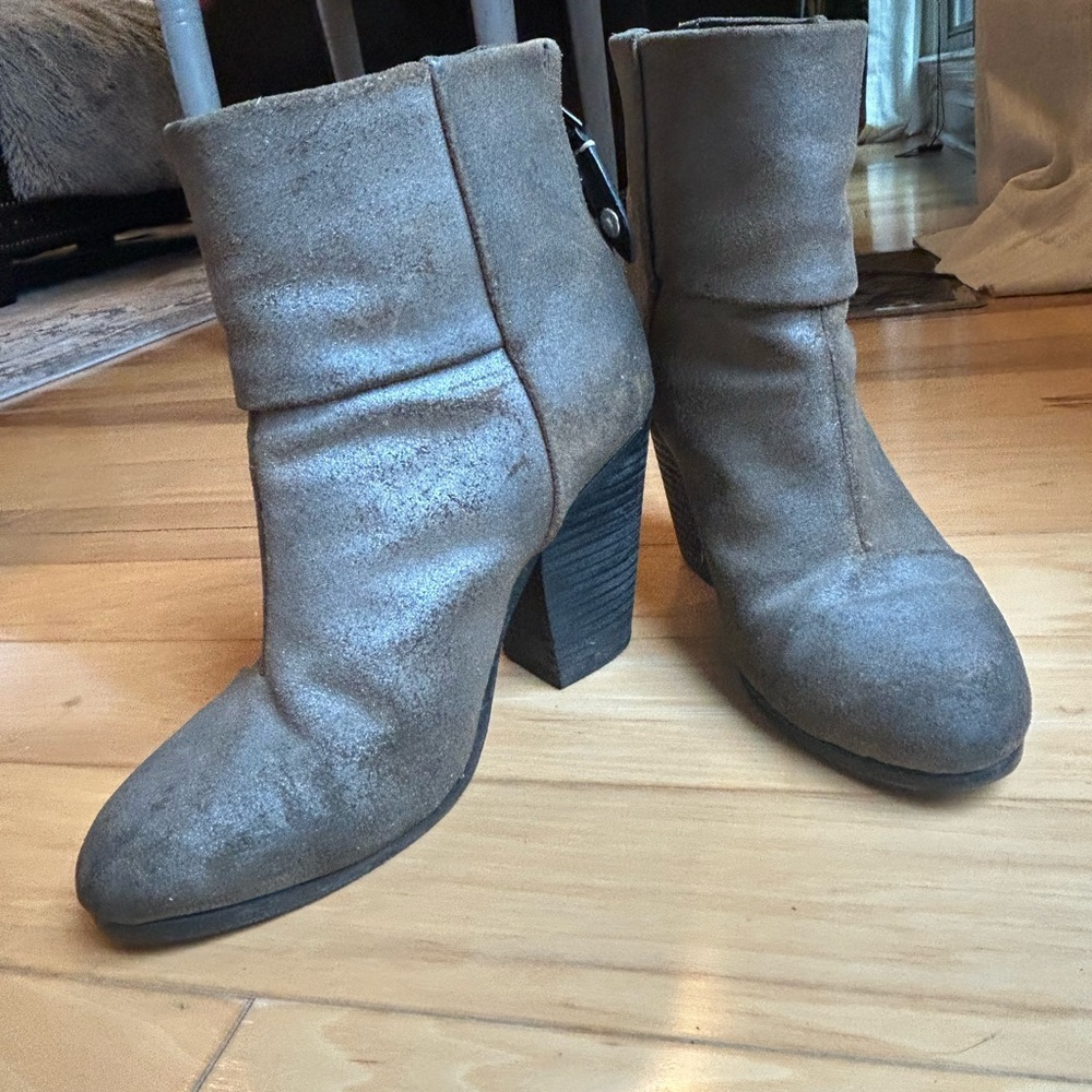 rag & bone Leather Classic Newbury Heeled Women’s Ankle Boots